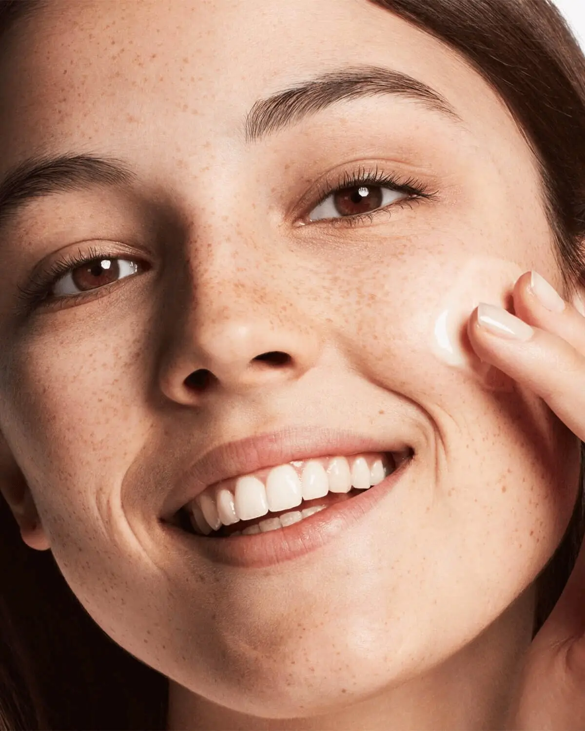 ژل مرطوبکننده درمانیکالی و کنترل چربی کلینیک Dramatically Different Moisturizing Gel