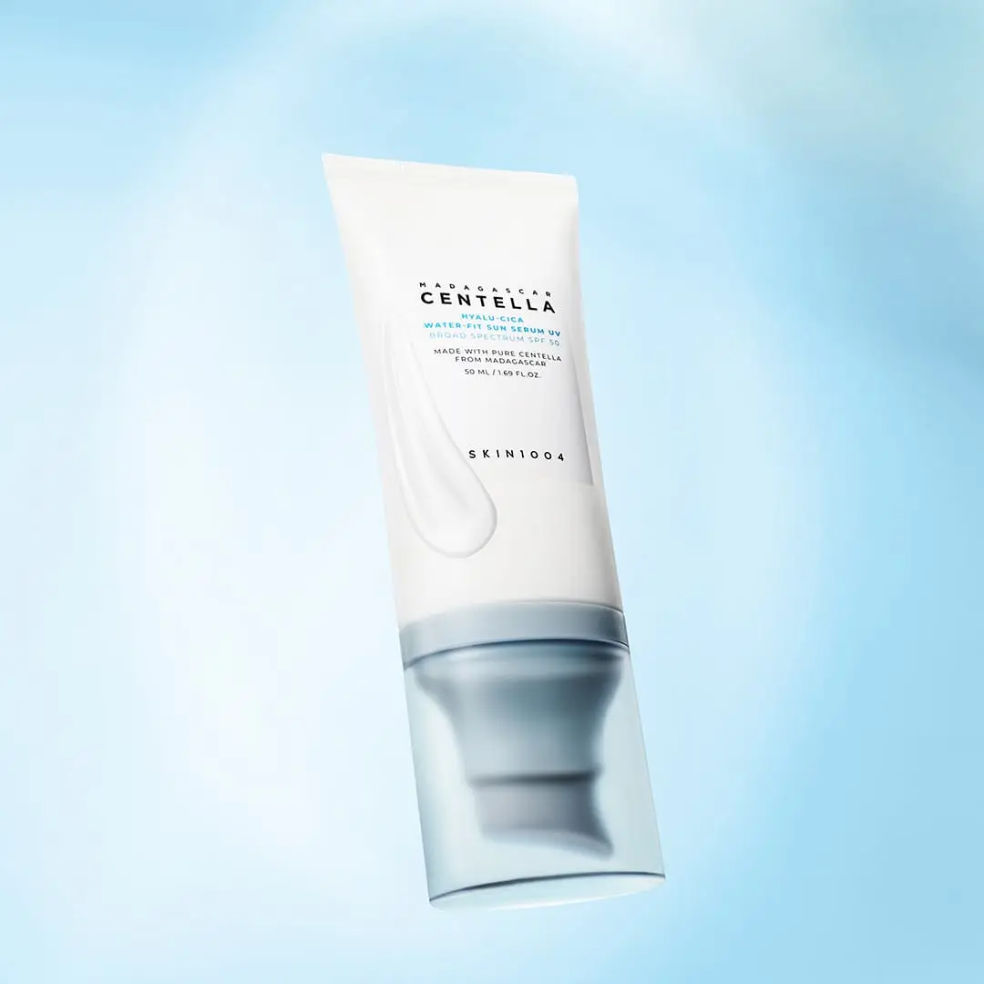 سرم ضد آفتاب سنتلا برند اسکین 1004 بی رنگ با SPF 50